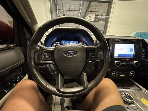 Used 2021 Ford Expedition Max Limited AWD/4WD image 26