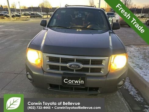 Used 2010 Ford Escape XLT image 11