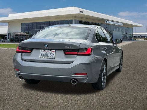 Used 2025 BMW 330i Sedan w/ Convenience Package image 10