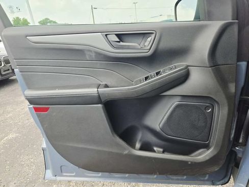 Used 2023 Ford Escape Active FWD image 19