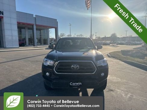 Used 2023 Toyota Tacoma SR5 w/ Technology Package image 9