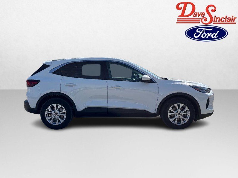 Used 2023 Ford Escape Active w/ Tech Pack #2 FWD image 5
