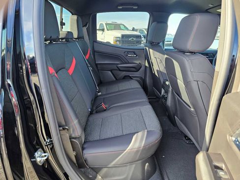 New 2025 Chevrolet Colorado Z71 w/ Technology Package image 12