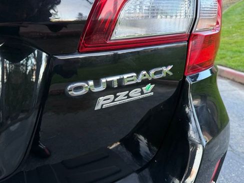 Used 2016 Subaru Outback 2.5i Premium image 33