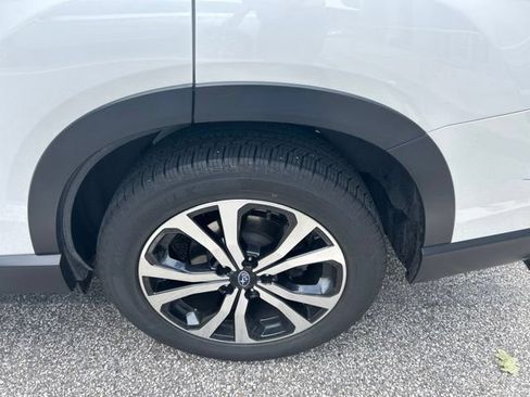 Used 2020 Subaru Forester Limited w/ Popular Package #3 AWD/4WD image 14