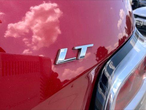 Used 2017 Chevrolet Sonic LT w/ Convenience Package FWD image 10