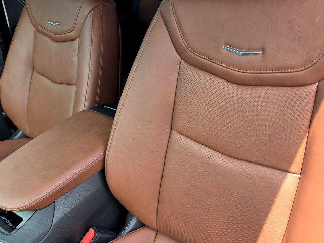 New 2026 Cadillac XT5 Premium Luxury w/ Driver Assist Package FWD image 16