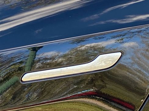 Used 2019 Tesla Model 3 Performance image 11