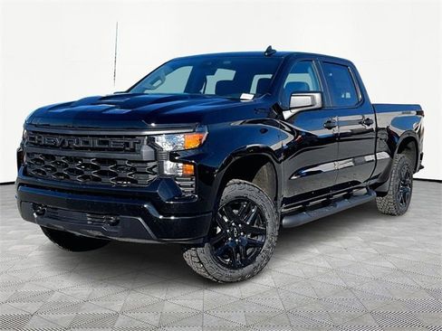 New 2026 Chevrolet Silverado 1500 Custom Trail Boss w/ Dark Appearance Package image 3