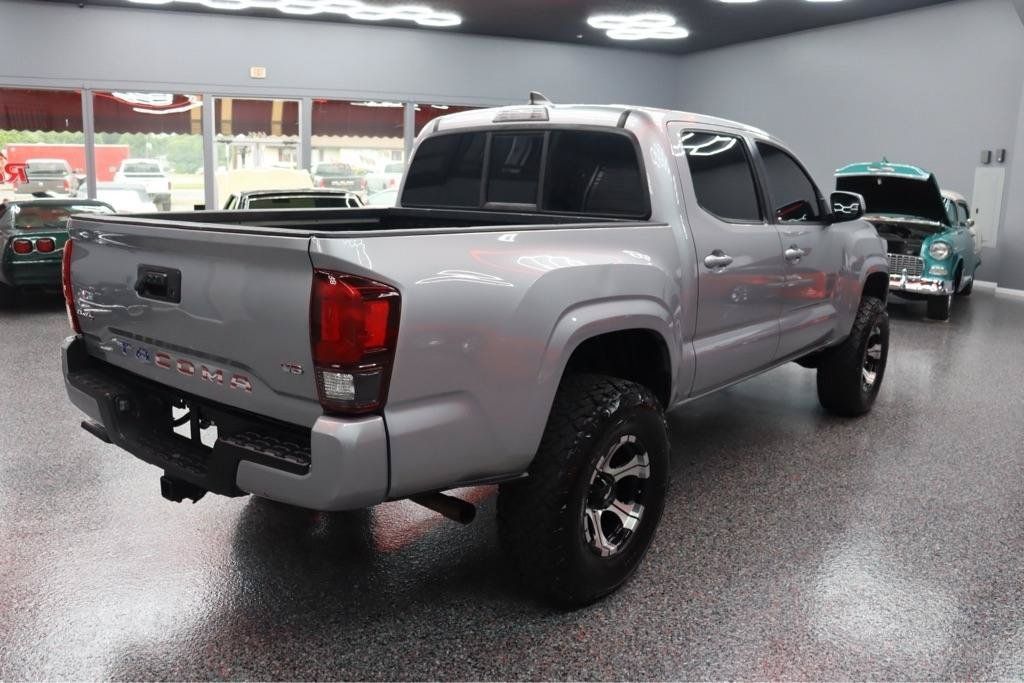 Used 2019 Toyota Tacoma SR w/ SR Convenience Package AWD/4WD image 5