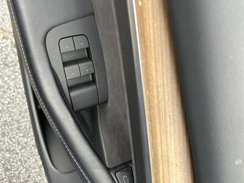 Used 2023 Tesla Model 3 Standard Range image 20