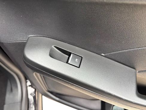 Used 2022 Ford Escape S FWD image 24