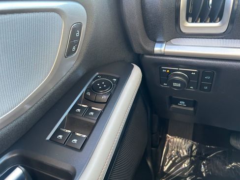 Used 2025 Ford Expedition Max Active image 19