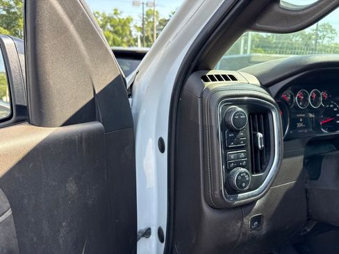 Used 2021 Chevrolet Silverado 1500 LT Trail Boss w/ Convenience Package II AWD/4WD image 22