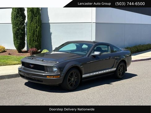 Used 2007 Ford Mustang Coupe RWD image 1