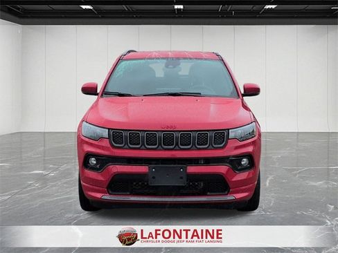 Certified 2023 Jeep Compass Limited image 8