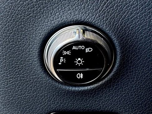 Used 2026 Mercedes-Benz GLC 300 4MATIC image 20