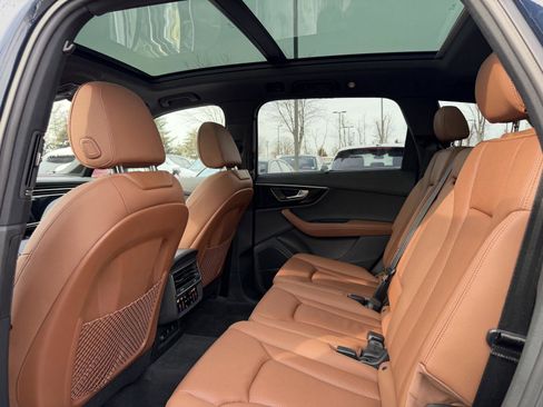 Used 2023 Audi Q7 Premium Plus w/ Premium Plus Package image 22