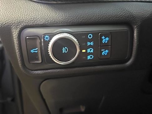 Used 2022 Ford Explorer ST-Line image 12