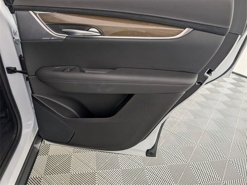 Used 2023 Cadillac XT5 Sportv w/ Platinum Package image 33