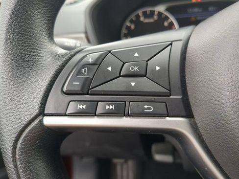 Used 2024 Nissan Altima 2.5 SV FWD image 28