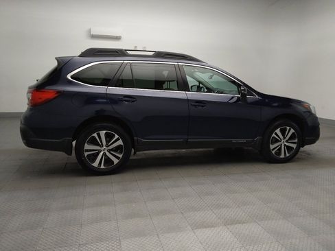Used 2018 Subaru Outback 2.5i Limited image 10