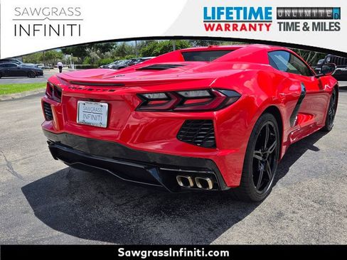 Used 2025 Chevrolet Corvette Stingray Premium Conv w/ 3LT RWD image 11