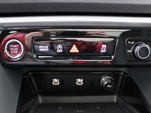 New 2025 Audi Q5 Premium Plus image 19