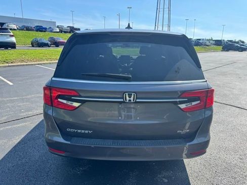Used 2024 Honda Odyssey Elite image 4