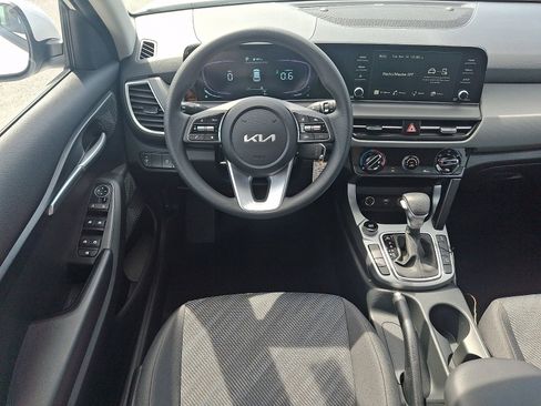 New 2026 Kia Seltos LX AWD/4WD image 7