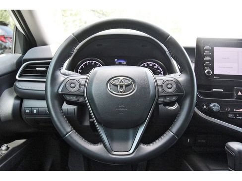 Used 2023 Toyota Camry SE w/ Convenience Package FWD image 14