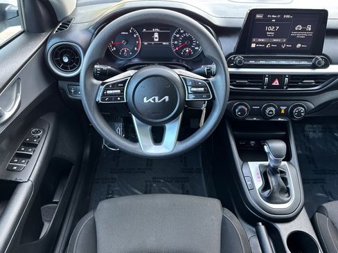 Used 2023 Kia Forte LXS w/ LXS Technology Package image 14