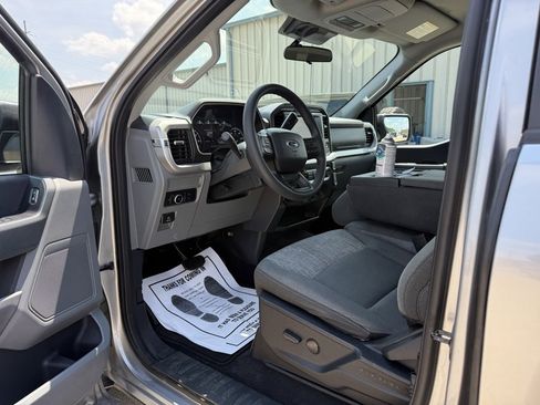 Used 2023 Ford F150 XLT image 14