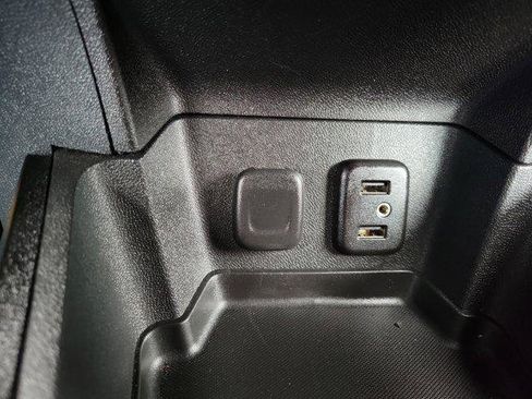 Used 2017 Chevrolet Volt LT w/ Comfort Package image 25