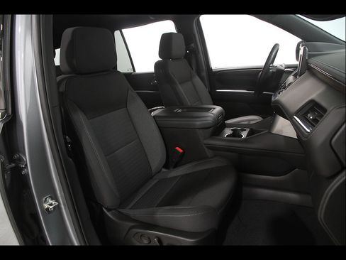 Used 2023 Chevrolet Tahoe LS AWD/4WD image 17