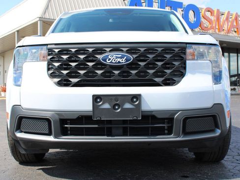 Used 2025 Ford Maverick XLT w/ XLT Luxury Package FWD image 2