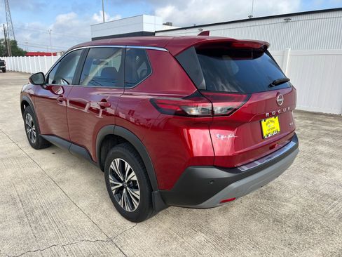 Used 2023 Nissan Rogue SV FWD image 5