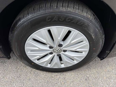 Used 2019 Volkswagen Jetta S w/ Driver Assistance Package FWD image 19