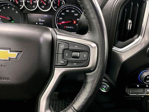 Used 2021 Chevrolet Silverado 1500 LT AWD/4WD image 24