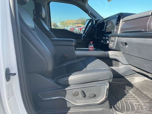 Used 2023 Ford F350 Lariat w/ Chrome Package image 23