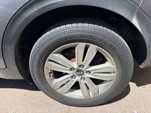 Used 2017 Kia Sportage LX AWD/4WD image 6