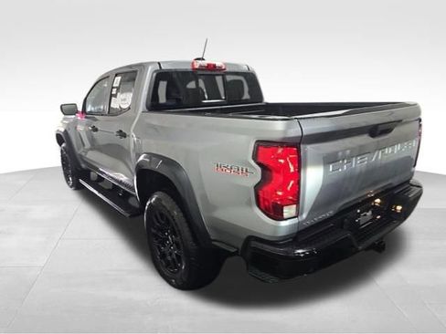 Used 2023 Chevrolet Colorado Trail Boss w/ Technology Package AWD/4WD image 11