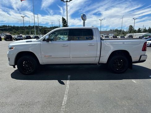 Used 2025 RAM 1500 Tungsten AWD/4WD image 5