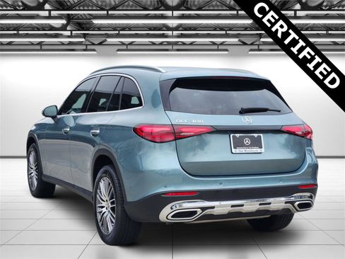 Certified 2025 Mercedes-Benz GLC 300 image 7