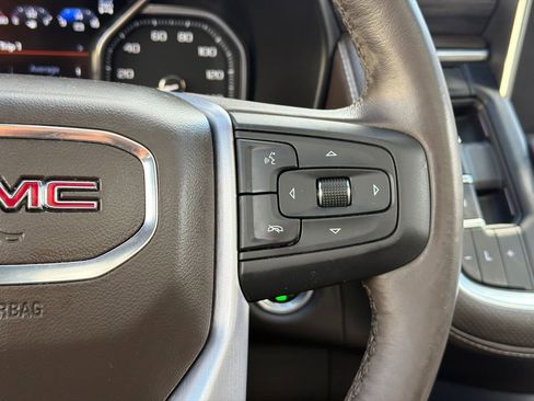 Used 2021 GMC Yukon SLT w/ SLT Luxury Plus Package image 28