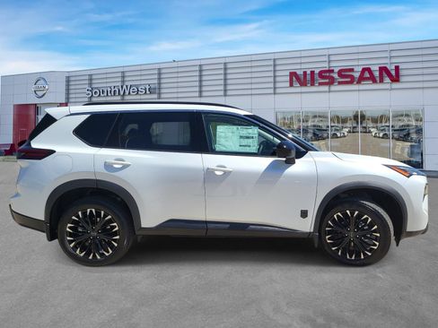 New 2026 Nissan Rogue Dark Armor FWD image 4