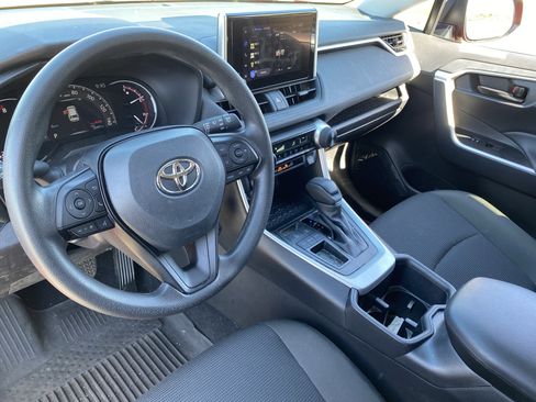 Used 2025 Toyota RAV4 LE FWD image 19