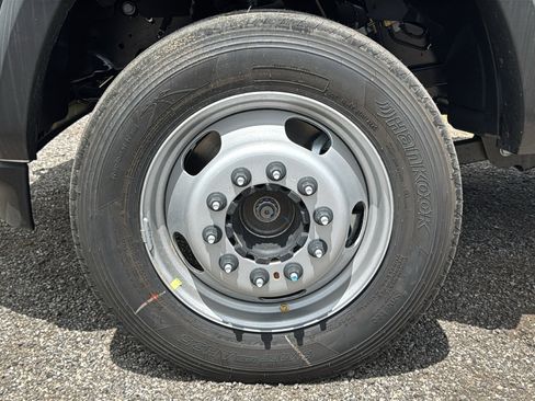 New 2026 RAM 5500 Tradesman w/ Chrome Appearance Group image 23