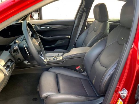 Used 2025 Cadillac CT5 Sport image 10