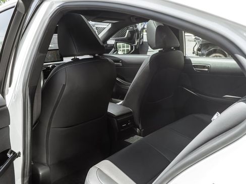 Used 2024 Lexus IS 300 F Sport AWD/4WD image 28